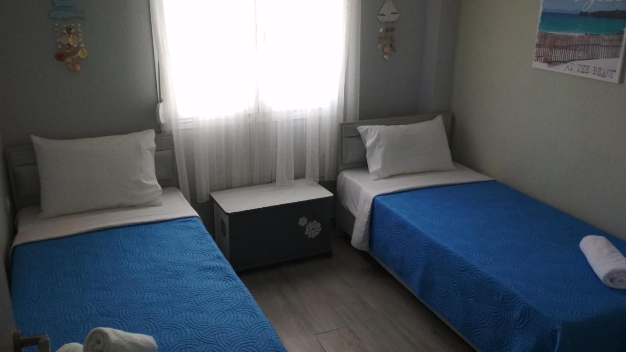 Zephyros Family Apartments 1 ออร์โมส ปานากีอาส ภายนอก รูปภาพ