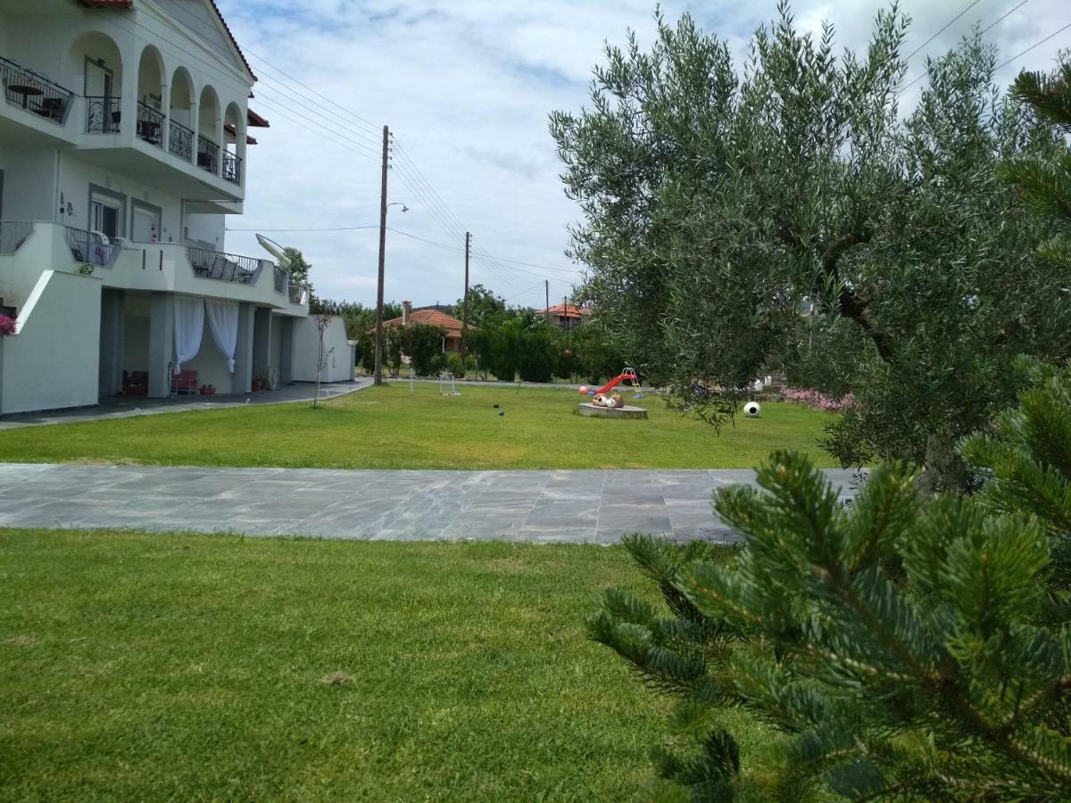 Zephyros Family Apartments 1 ออร์โมส ปานากีอาส ภายนอก รูปภาพ